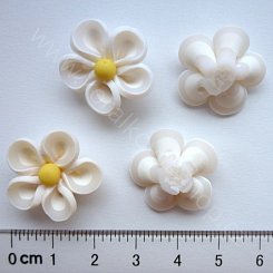 Fimo kytička - bílobéžová