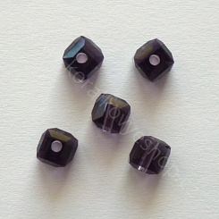 Broušená kostička - 6 mm - tmavě fialová