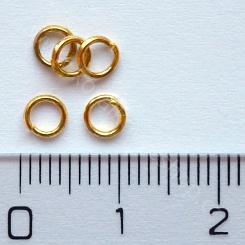 Kroužek - zlatý - 4 mm