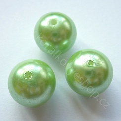 Voskovaná perlička - 13 mm - světle zelená